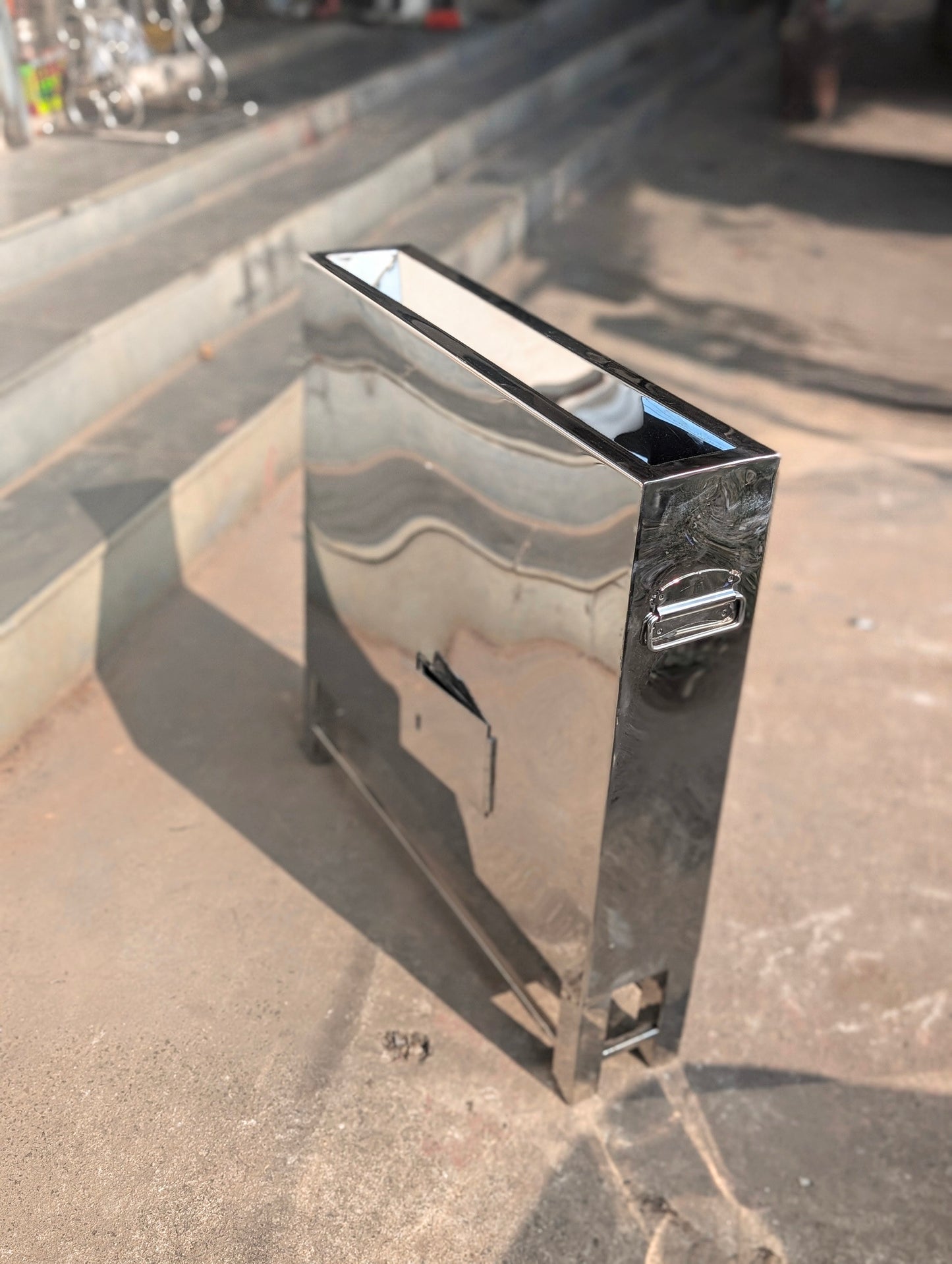 SS donation box flat dan peti 30" by 30" by 6"