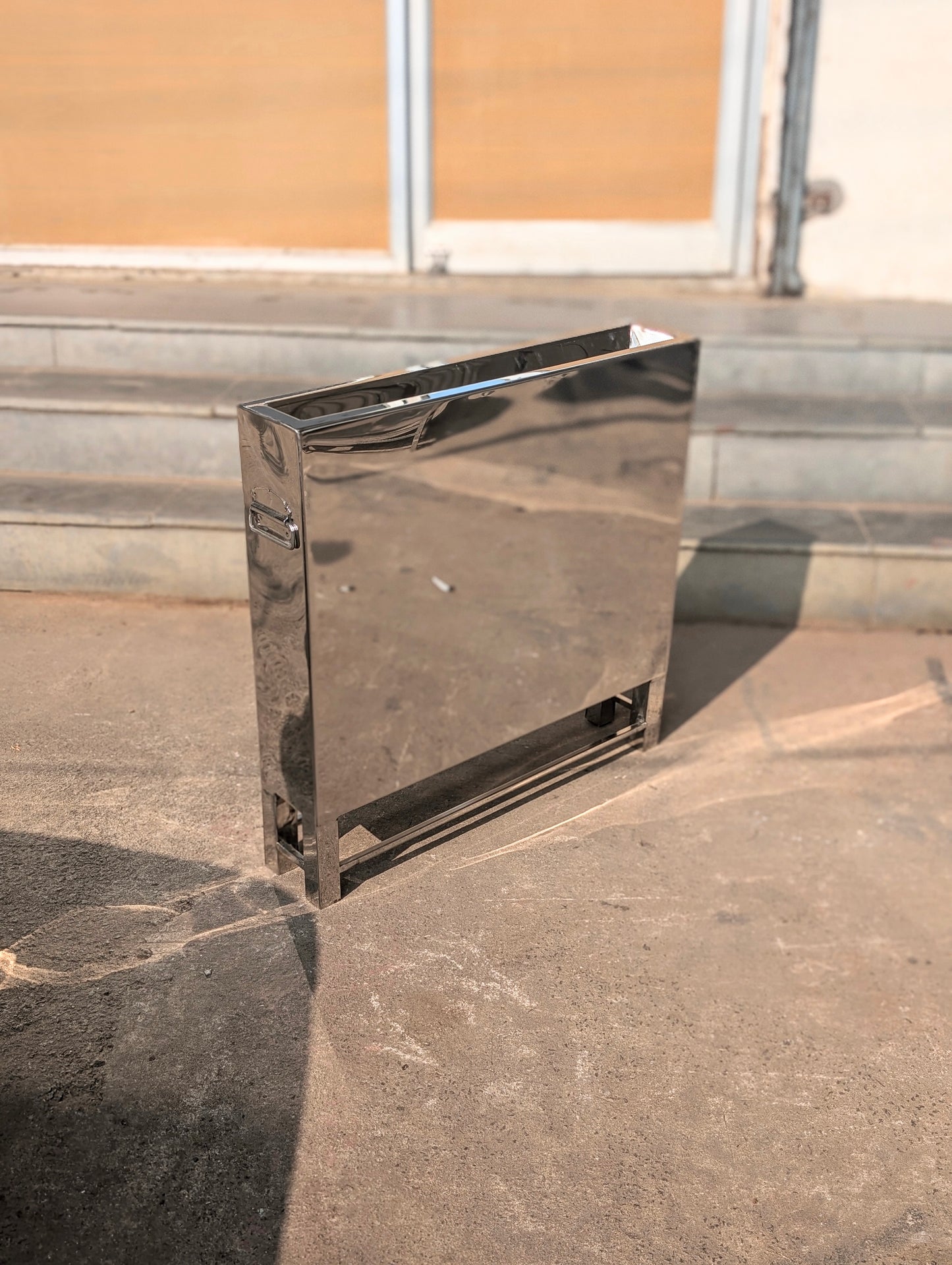 SS donation box flat dan peti 30" by 30" by 6"